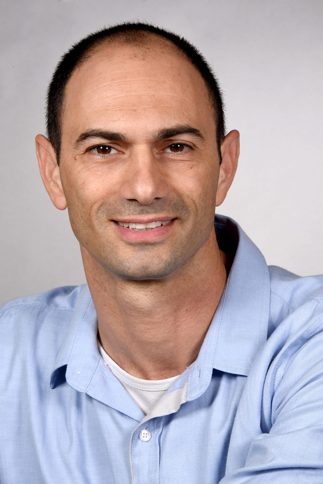 ד"ר אדם הישראלי